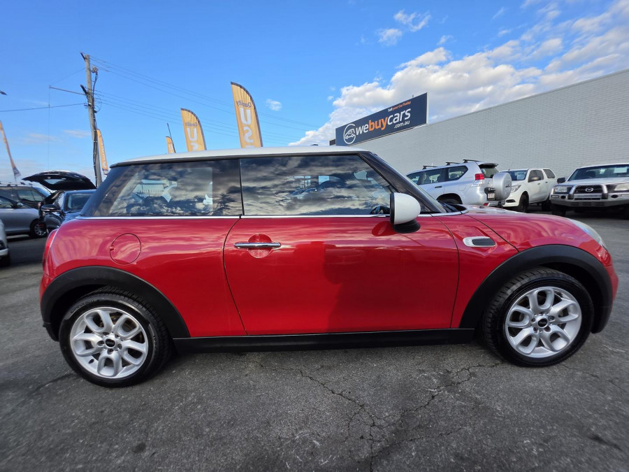 2015 MINI Cooper F56 Hatch Image 6