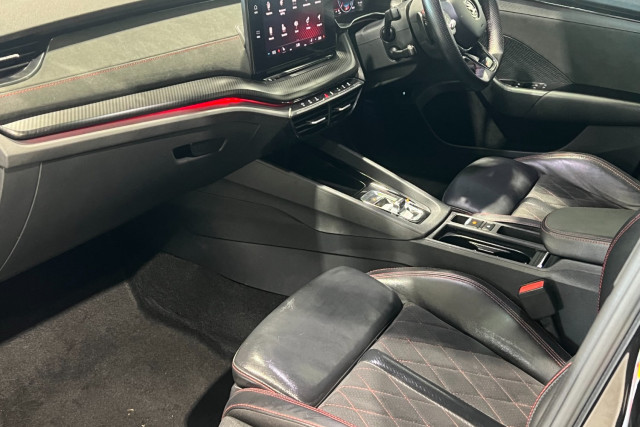 2022 Skoda Octavia NX RS Sedan Image 14