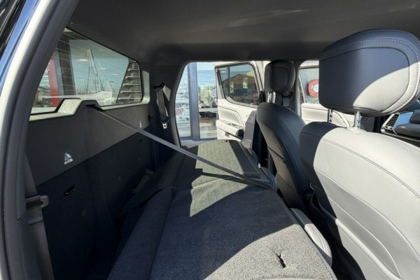 2026 MG U9 EKK1C Black Edition Ute Image 22