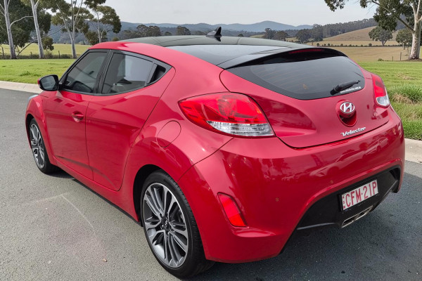 2016 Hyundai Veloster FS4 Series II + Hatch Image 5