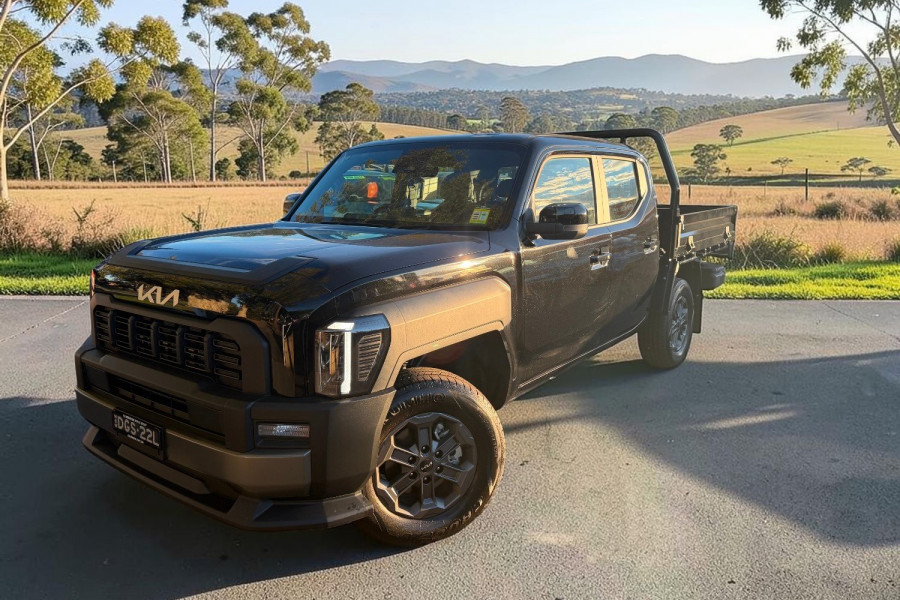 2025 MY26 Kia Tasman TK SX Cab Chassis