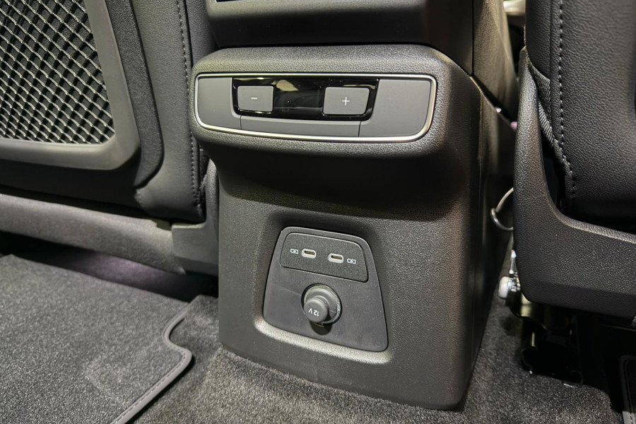 2025 Audi Q4 e-tron F4 45 SUV