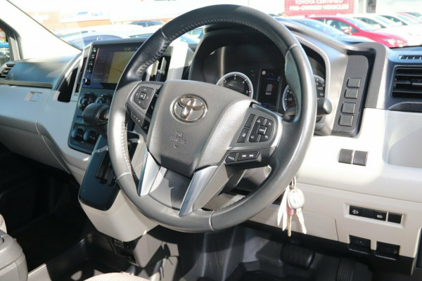 2021 Toyota HiAce GDH322R Commuter Bus Image 6