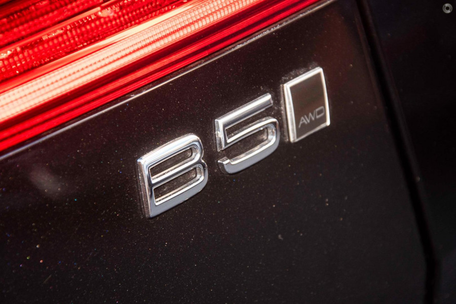 2024 MY25 Volvo XC60 UZ Plus B5 SUV Image 11