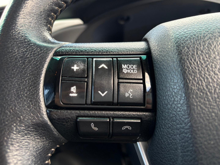 2016 Toyota HiLux  SR5 Double Cab Pick Up Image 17