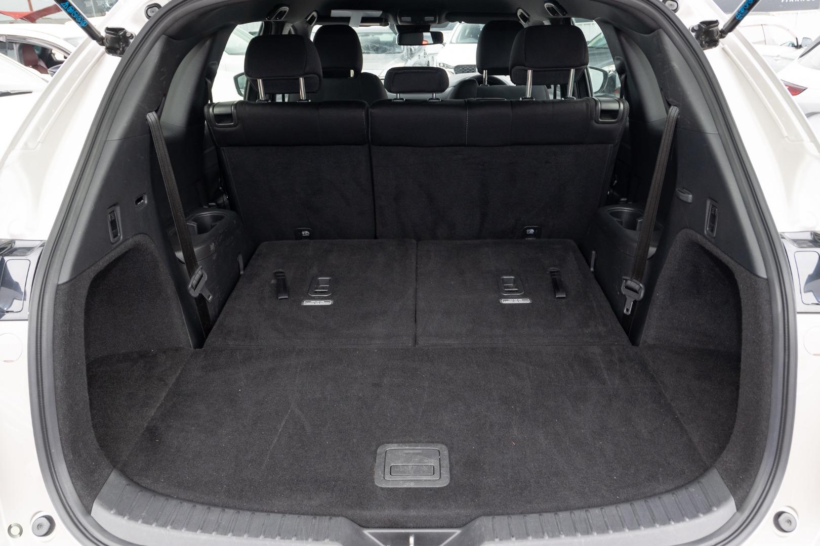 2025 Mazda CX-80 KL G40e Touring SUV Image 9