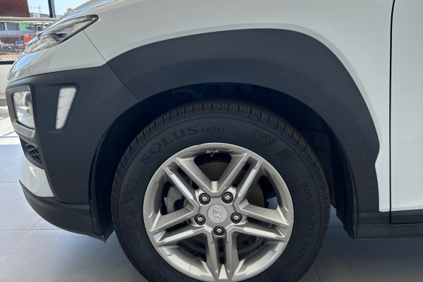 2018 Hyundai KONA OS Active SUV Image 15