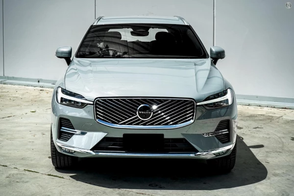 2026 Volvo XC60 UZ Plus B5 Bright SUV Image 2