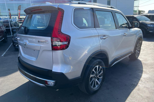 2023 Mahindra Scorpio  Z8 SUV