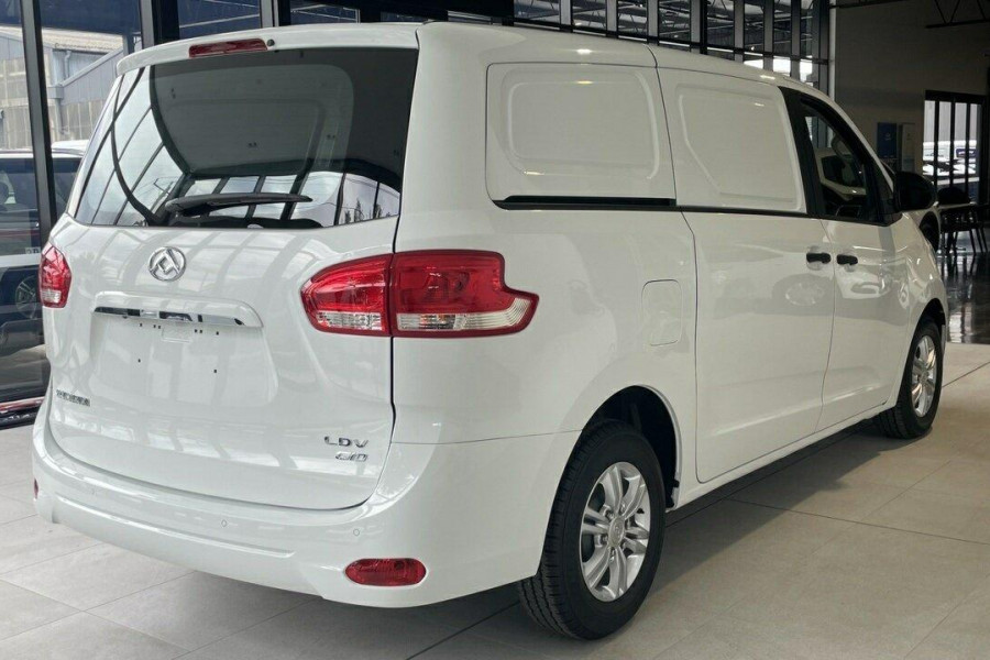 2025 LDV G10 SV7C + Van Image 11