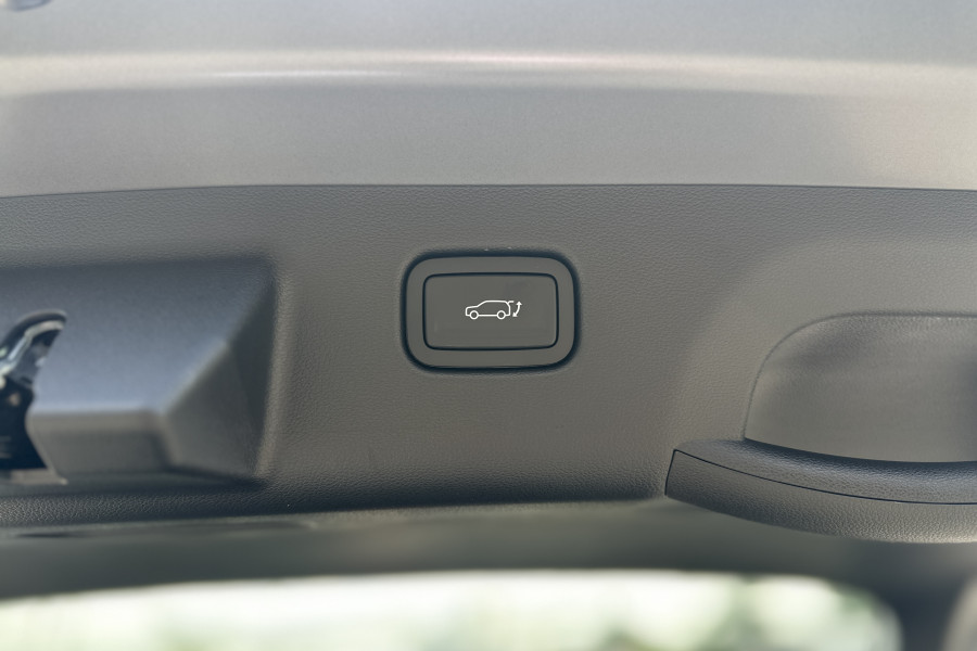 2025 Hyundai KONA SX2.V2 Premium SUV Image 20