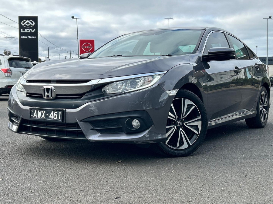 2018 Honda Civic 10th Gen VTi-L Sedan Image 4