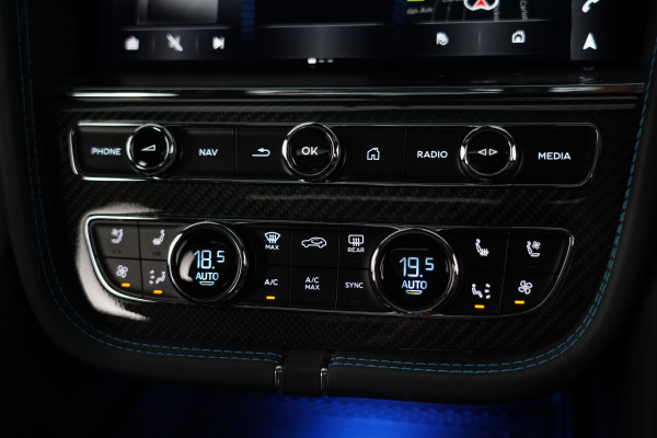 2024 Bentley Bentayga V8S Black Line SUV Image 37