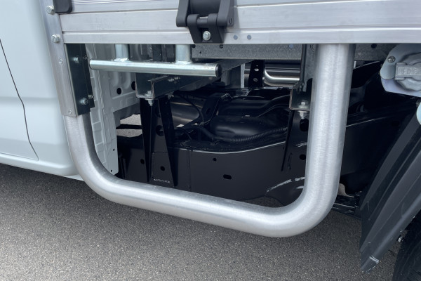 2026 MY25.5 Isuzu D-MAX RG SX High Ride Cab Chassis Image 3