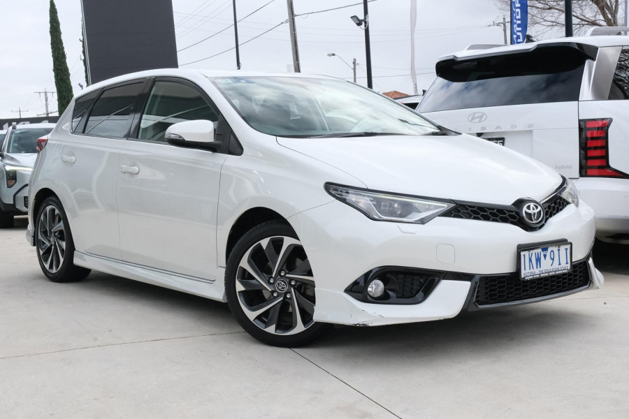 2017 Toyota Corolla ZRE182R ZR Hatch