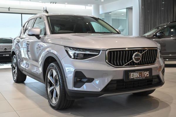 2026 Volvo XC40 XZ Ultra B4 Bright SUV