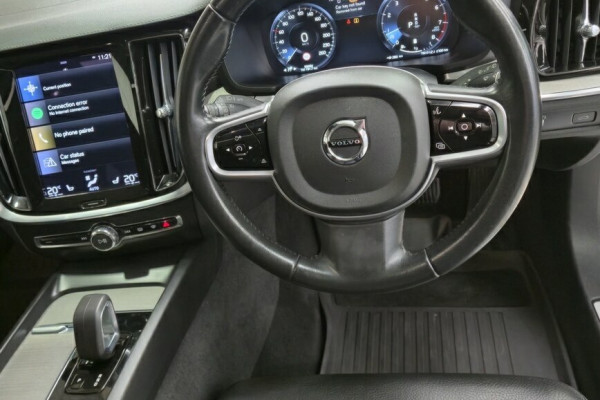 2021 MY22 Volvo V60 Cross Country Z Series B5 Wagon Image 9