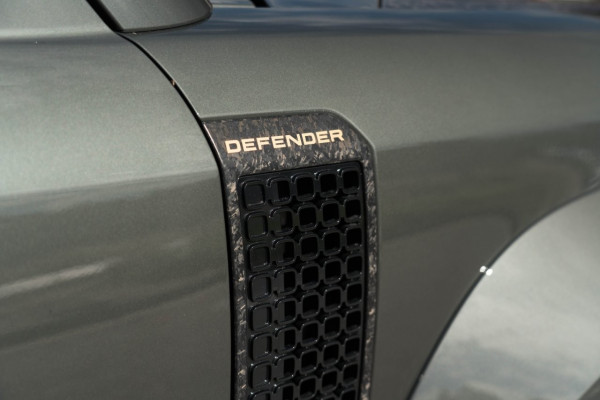 2025 Land Rover Defender L663 110 P635 OCTA SUV Image 7