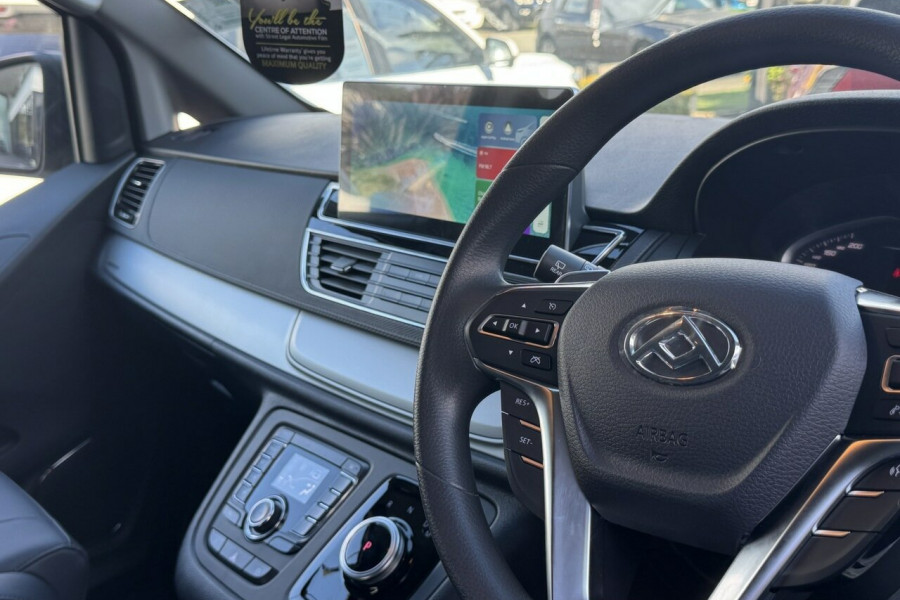 2025 MYon LDV G10 SV7C + Van Image 16