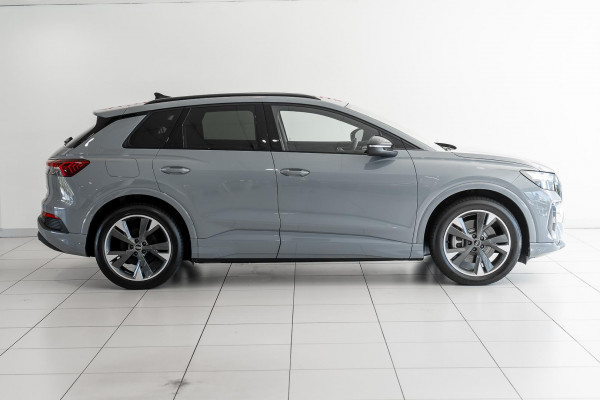 2024 MY25 Audi Q4 e-tron F4 45 SUV image 3