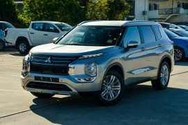 Mitsubishi Outlander LS ZM
