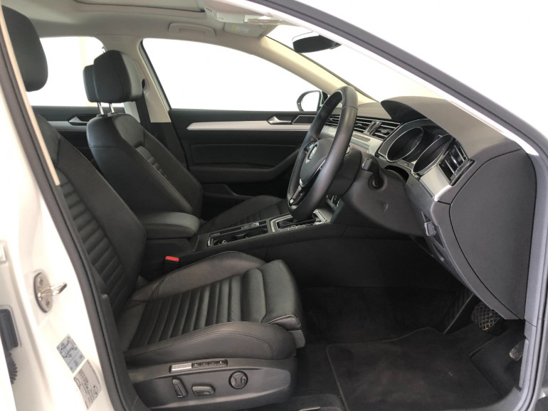 2018 Volkswagen Passat 3C (B8) Turbo 132TSI Comfortline Sedan Image 13