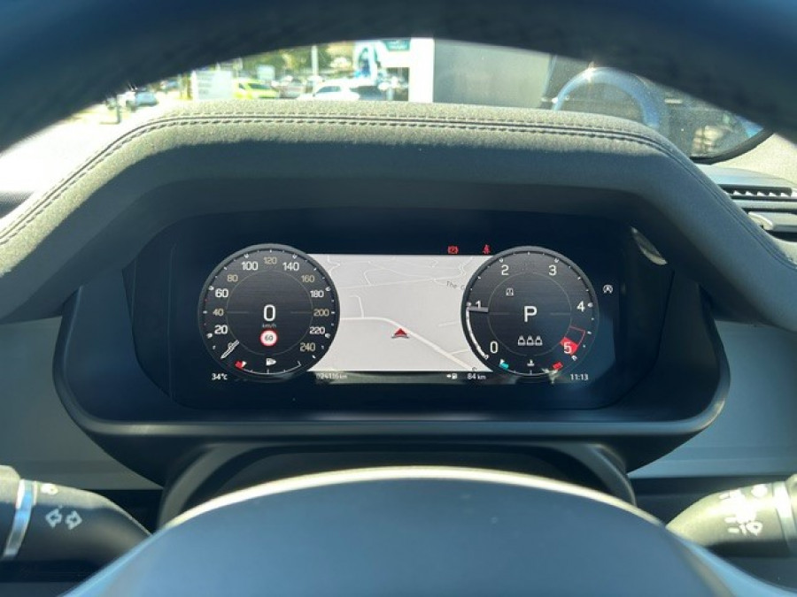 2023 MY23.5 Land Rover Defender L663 90 D250 S SUV Image 17