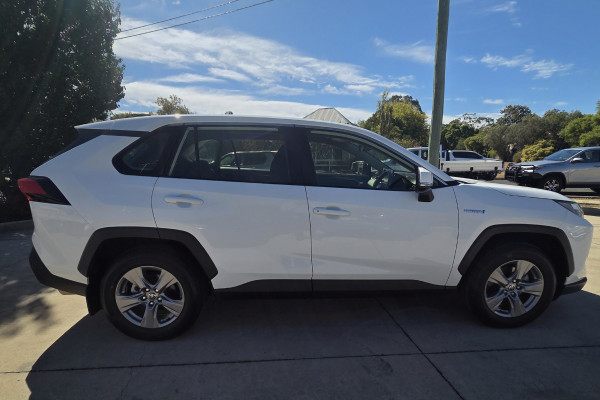 2022 Toyota RAV4 AXAH54R GX SUV Image 8