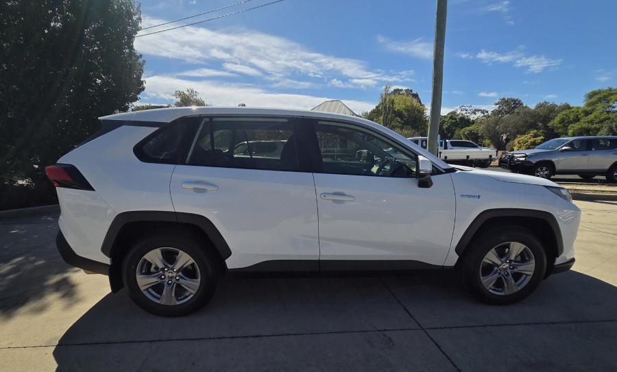 2022 Toyota RAV4 AXAH54R GX SUV Image 8