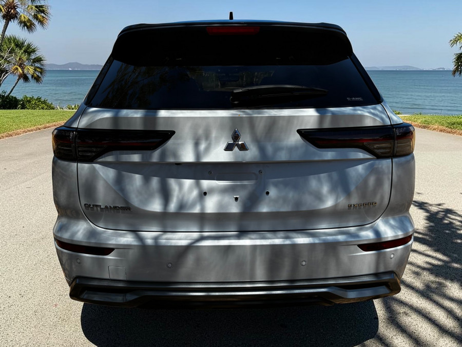 2025 Mitsubishi Outlander ZM Exceed Tourer SUV Image 5