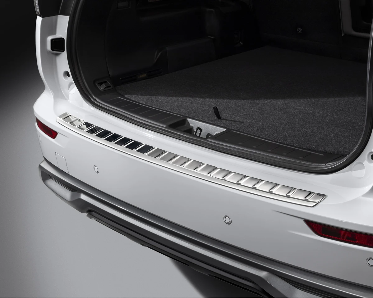 Rear bumper protector, Chrome