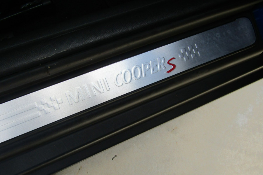2020 MINI Hatch back Hatch Image 9