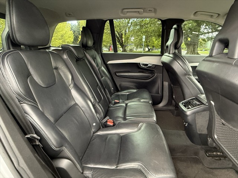 2017 MY18 Volvo XC90 L Series T6 Inscription SUV Image 11