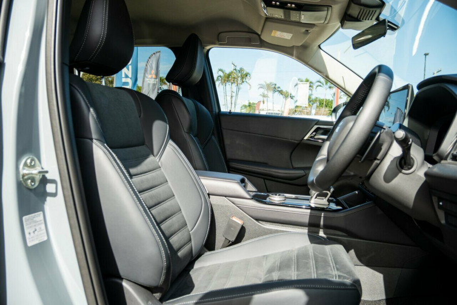 2025 Mitsubishi Outlander ZM Aspire SUV Image 19