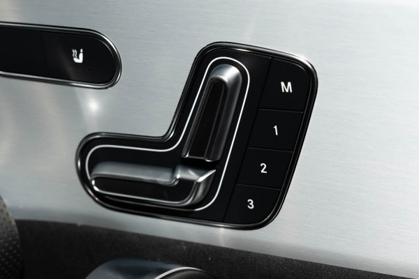 2025 Mercedes-Benz A-Class V177 A200 Sedan image 27