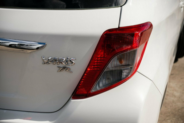 2013 Toyota Yaris NCP131R YR Hatch Image 7