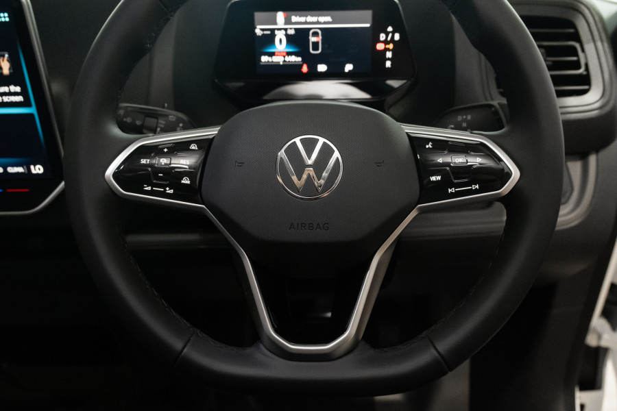 2024 MY25 Volkswagen ID. Buzz Cargo EBN BEV550 Van Image 7