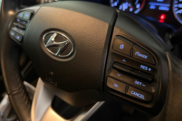 2020 Hyundai Venue QX Active SUV Image 13