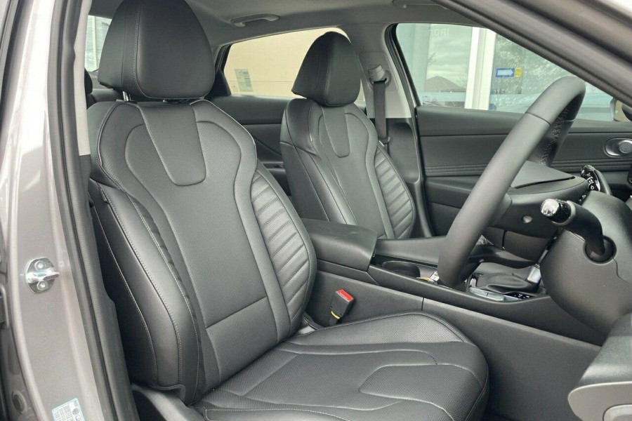 2024 Hyundai i30 CN7.V2 Premium Sedan Image 14