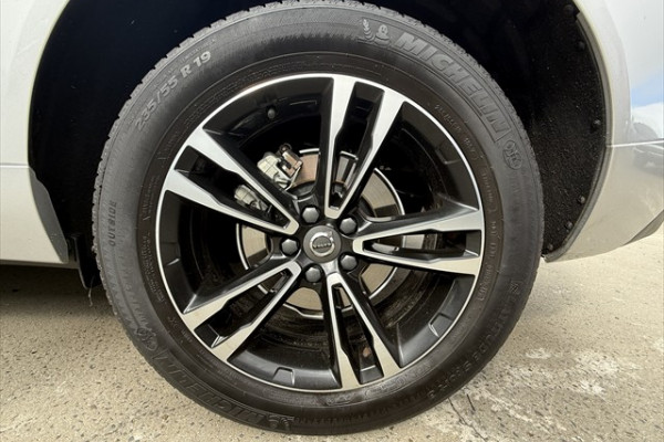 2020 Volvo XC60 UZ T5 Momentum SUV Image 16