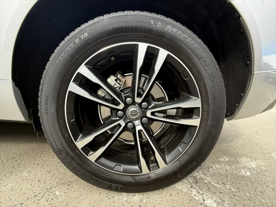 2020 Volvo XC60 UZ T5 Momentum SUV Image 16
