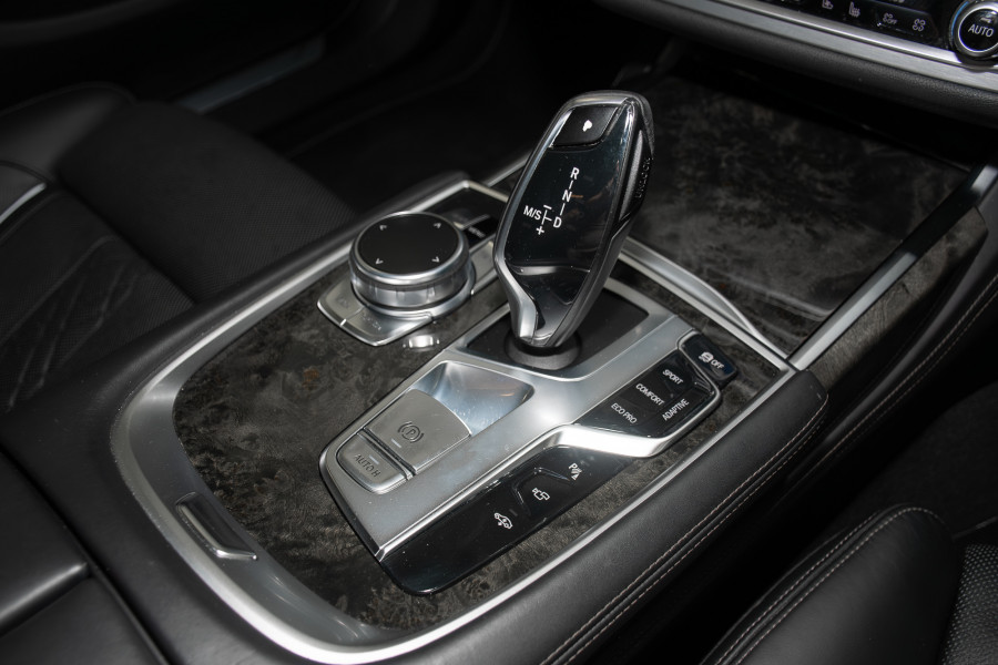 2018 BMW 7 Series 30d Sedan