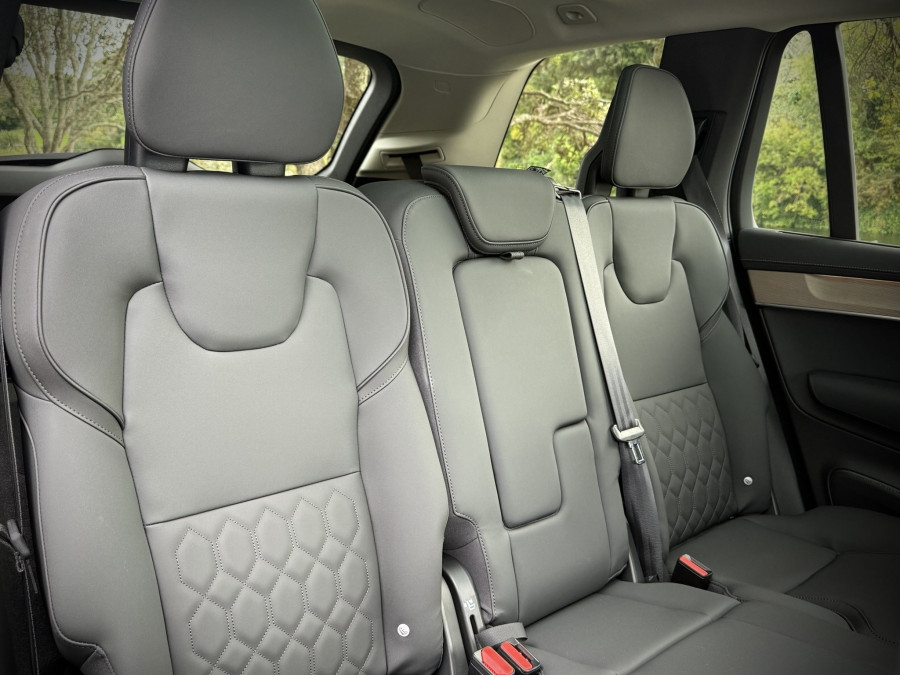 2026 Volvo XC90 L Series Ultra B5 Bright SUV Image 10