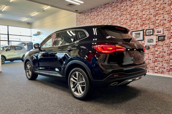 2025 MG HS Essence Plug-In Hybrid SUV