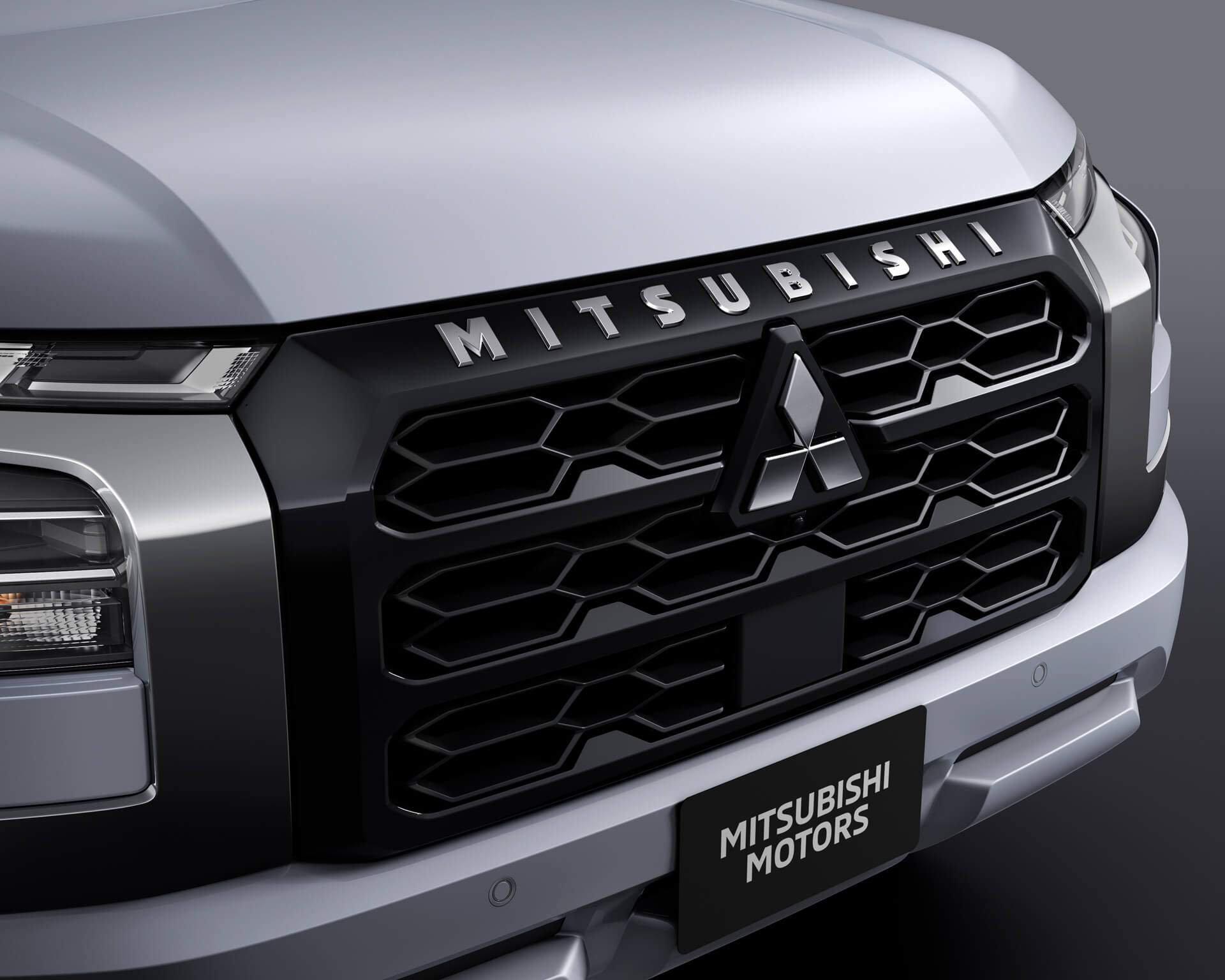 Grille Emblem - Black