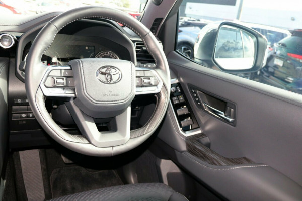 2024 Toyota LandCruiser FJA300R Sahara ZX SUV Image 6