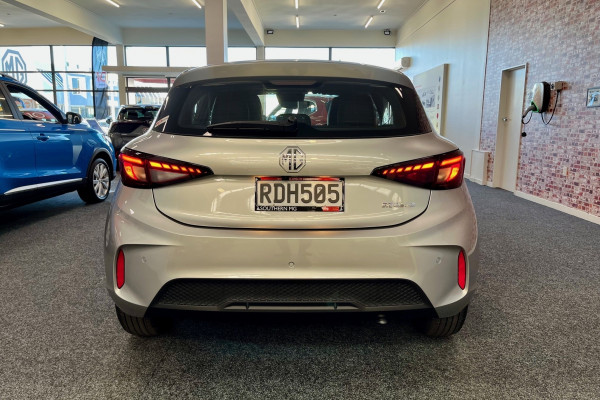 2025 MG 3 Essence 1.5P/Cvt Hatch