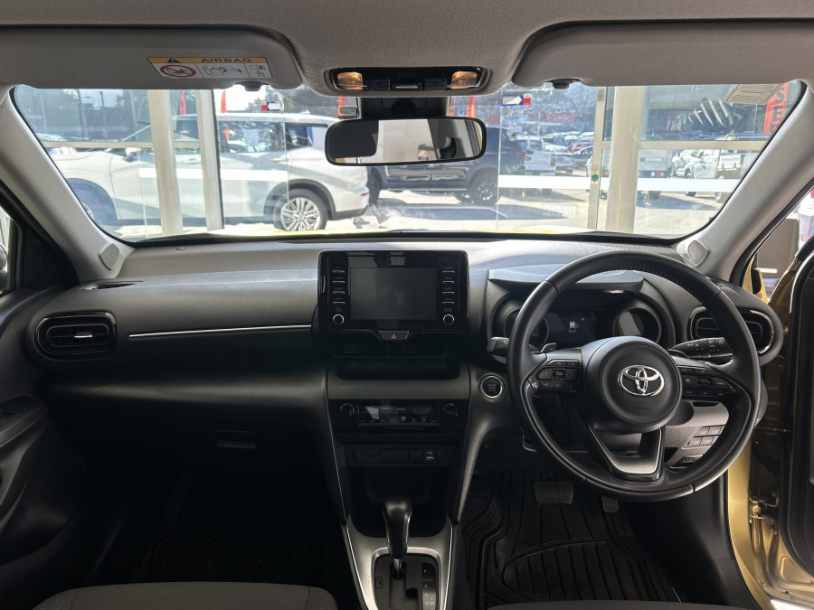 2021 Toyota Yaris Cross MXPB10R GX SUV Image 9