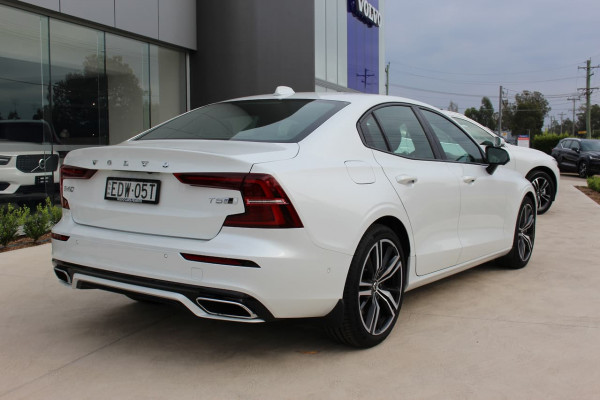 2019 MY20 Volvo S60 Z Series T5 R-Design Sedan Image 3