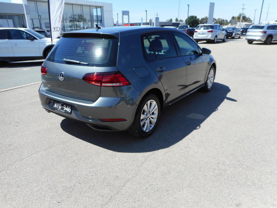 2018 Volkswagen Golf Hatchback Image 8